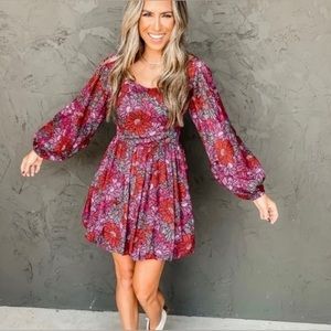 OLIVACEOUS Women’s Chasing Sunsets Baby Doll Dress Medium